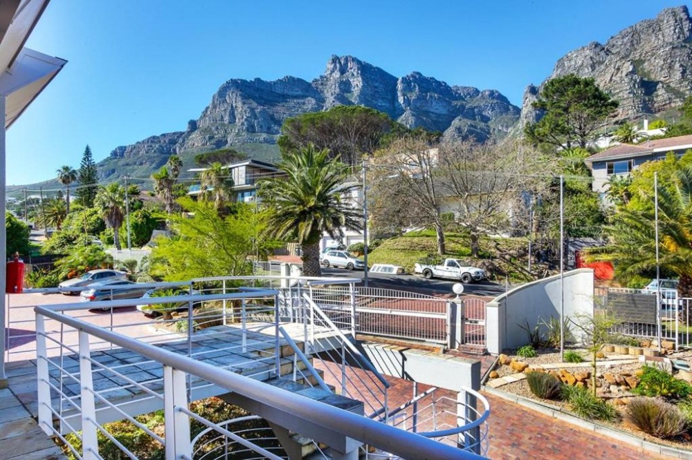 Vacation Hub International - VHI - Travel Club - Stunning Sea View Apartment - Camps Bay