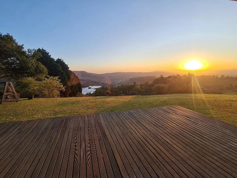 Vacation Hub International - VHI - Travel Club - Luxury Home with breathtaking views of Champagne Valley
