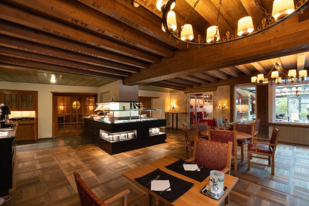 Vacation Hub International - VHI - Travel Club - Hotel Krebs Interlaken