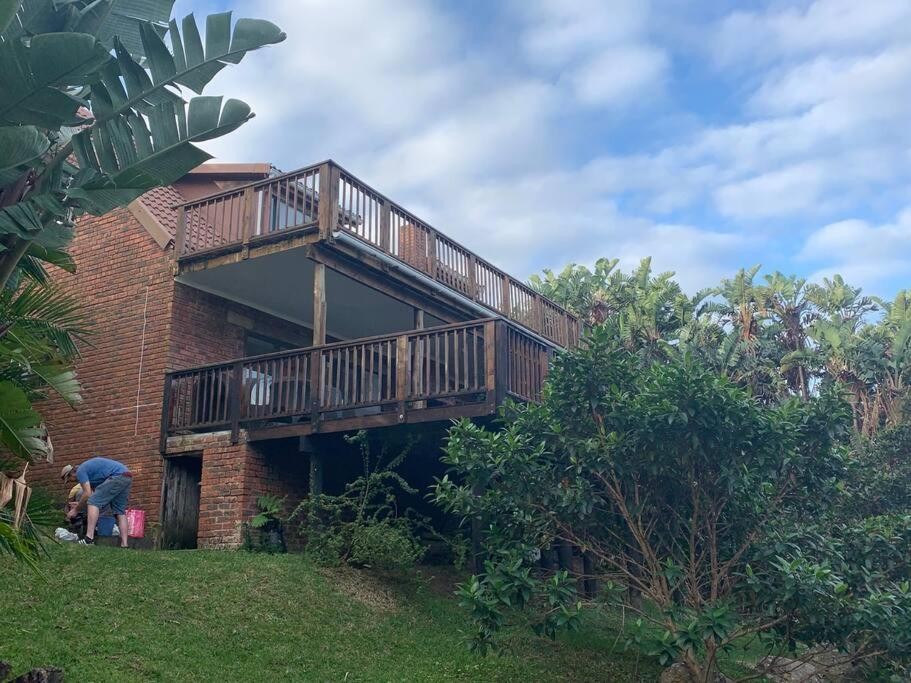 Vacation Hub International - VHI - Travel Club - Big Fish Seaside Cottage