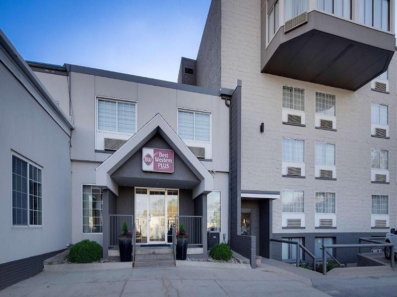 Vacation Hub International - VHI - Travel Club - Best Western Plus Longbranch Hotel & Convention Center