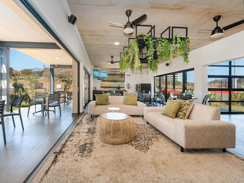 Vacation Hub International - VHI - Travel Club - Ballito Village Luxury Apartments by DropInn