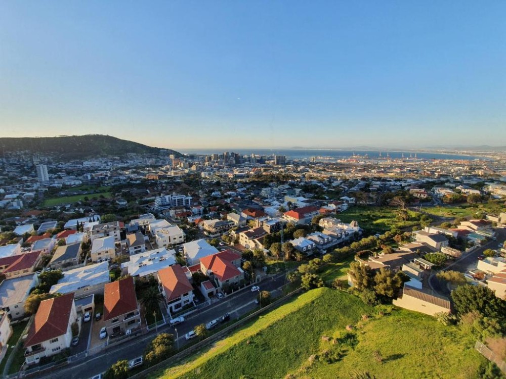 Vacation Hub International - VHI - Travel Club - Disa Park 14th Floor Apartment with City Views