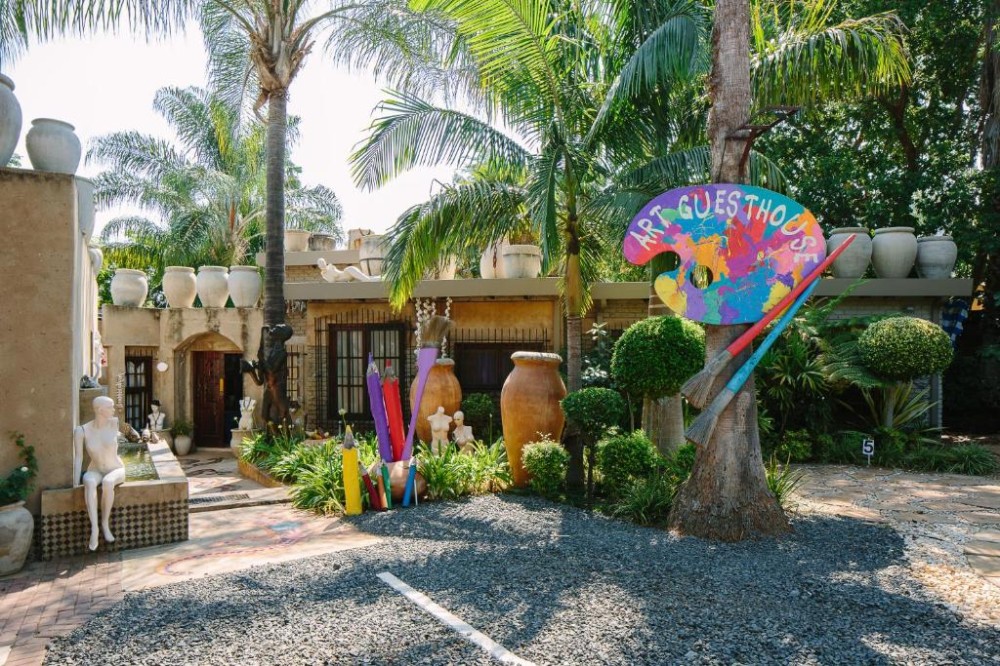 Vacation Hub International - VHI - Travel Club - The Art Guesthouse