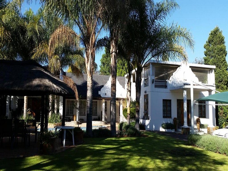 Vacation Hub International - VHI - Travel Club - Six Valk Avenue Guest House