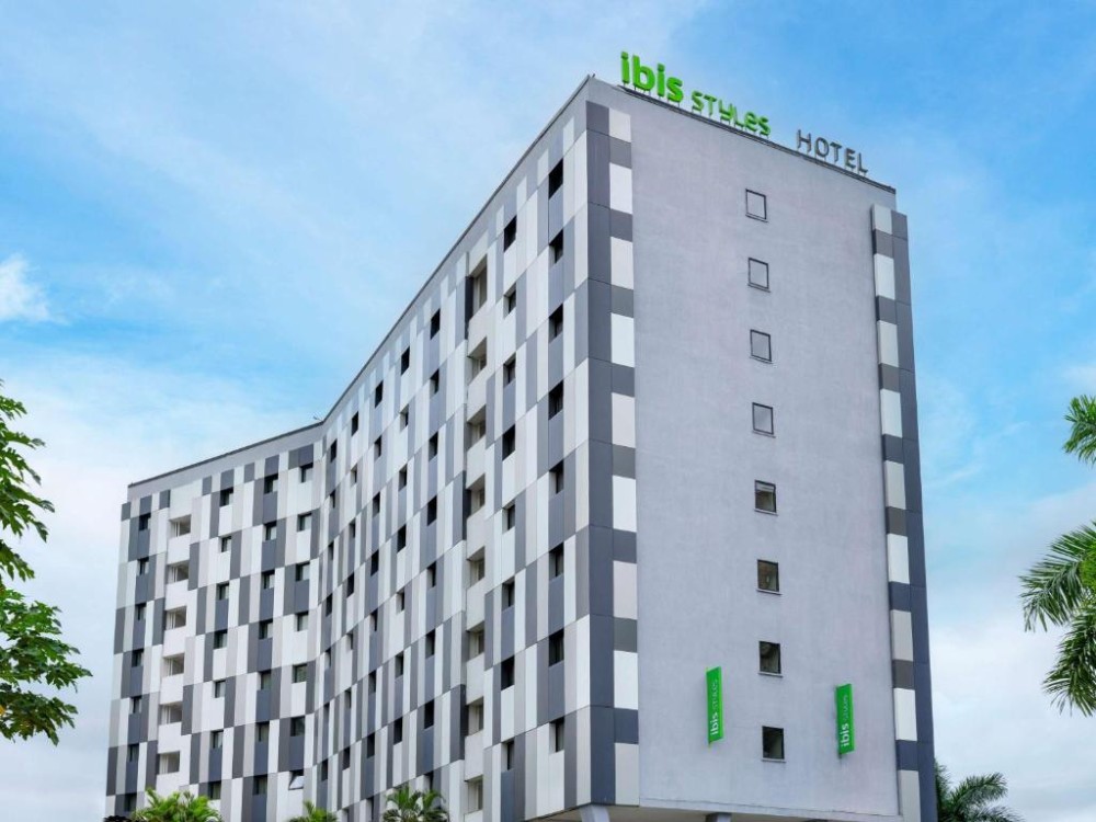 Vacation Hub International - VHI - Travel Club - Ibis Styles Accra Airport