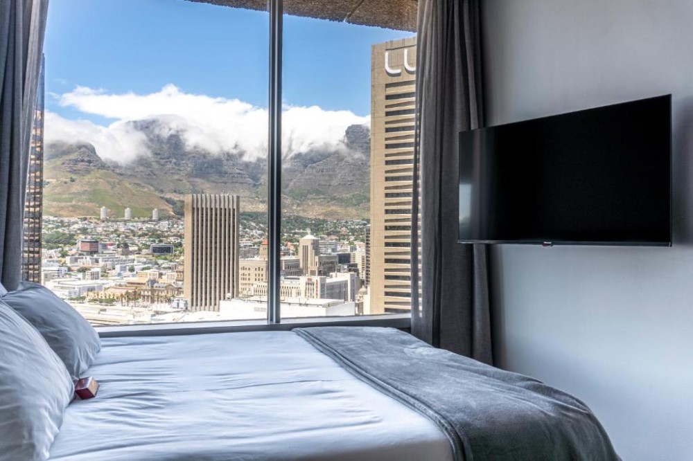 Vacation Hub International - VHI - Travel Club - Stunning 1-bedroom apartment with mountain views