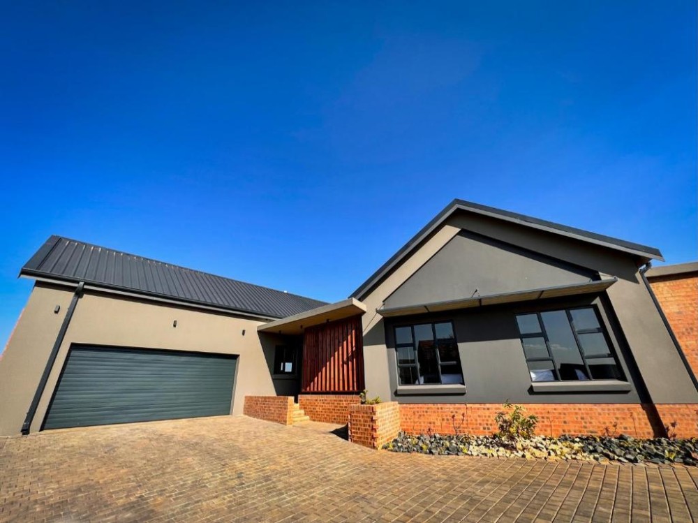 Vacation Hub International - VHI - Travel Club - Highland Gate Range View