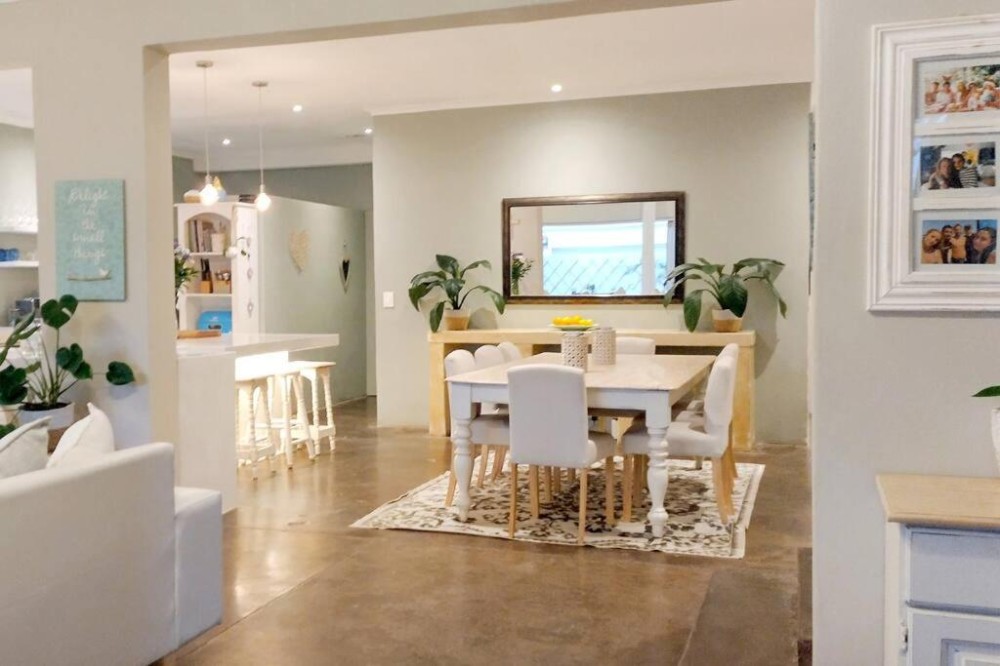 Vacation Hub International - VHI - Travel Club - Sea Breeze Beach Home in Melkbosstrand, Cape Town