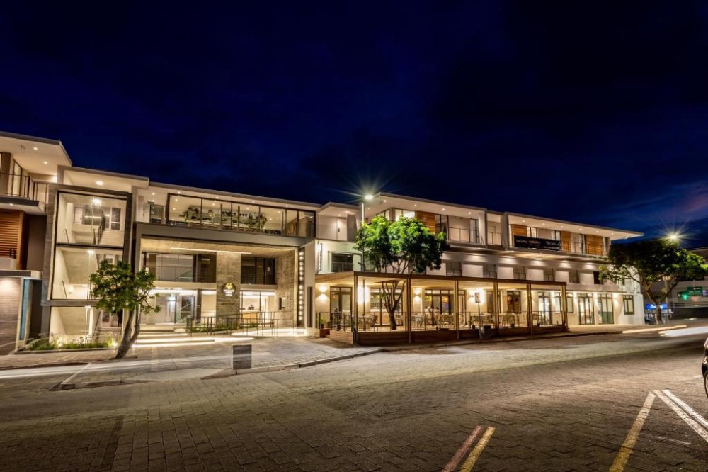Vacation Hub International - VHI - Travel Club - Plett Quarter Hotel - Lion Roars Hotels & Lodges