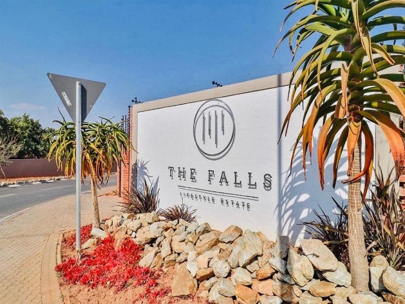 Vacation Hub International - VHI - Travel Club - Lovely Apartment in Roodepoort