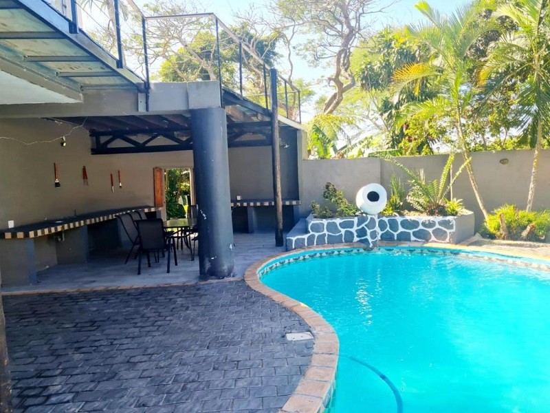 Vacation Hub International - VHI - Travel Club - AveBulela Penthouse