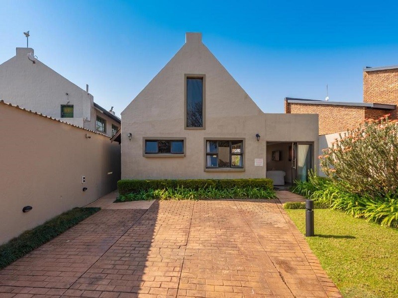 Vacation Hub International - VHI - Travel Club - Ginger Barn Retreat - 1km from Menlyn