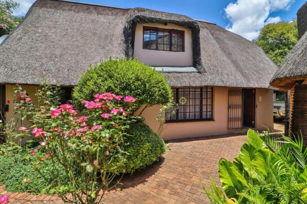 Vacation Hub International - VHI - Travel Club - Rose Thatch House