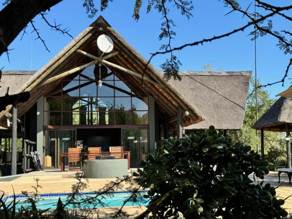 Vacation Hub International - VHI - Travel Club - Pangolin Game Lodge