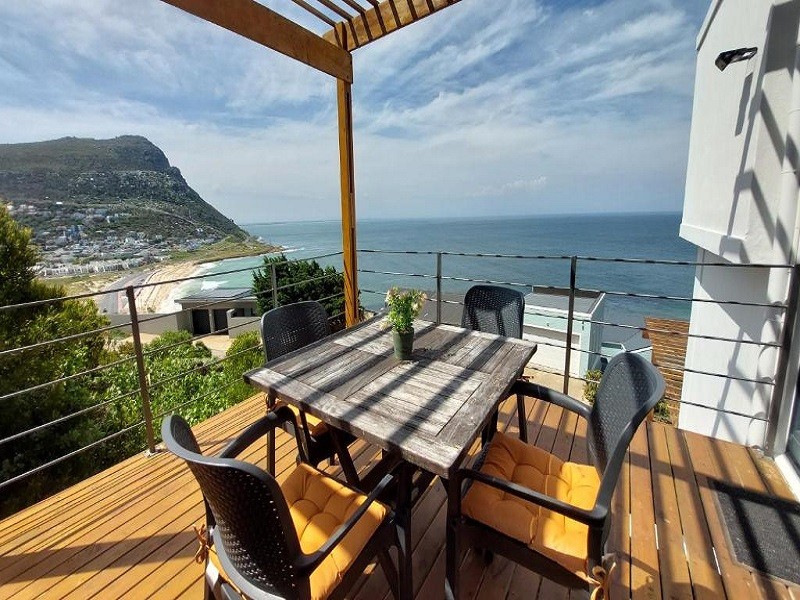 Vacation Hub International - VHI - Travel Club - A Relaxing Getaway with Ocean Views