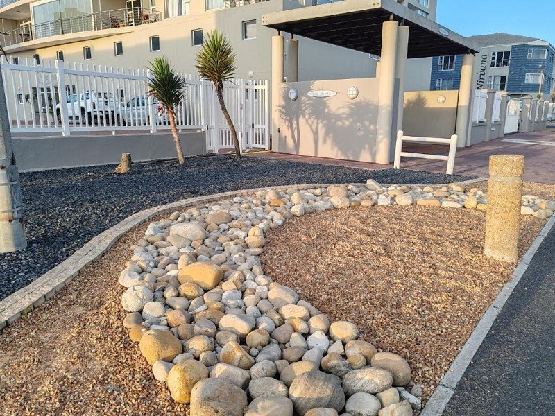 Vacation Hub International - VHI - Travel Club - Beach, Sand, Table Mountain