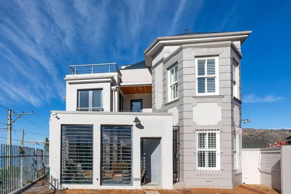 Vacation Hub International - VHI - Travel Club - Harbour facing Penthouse