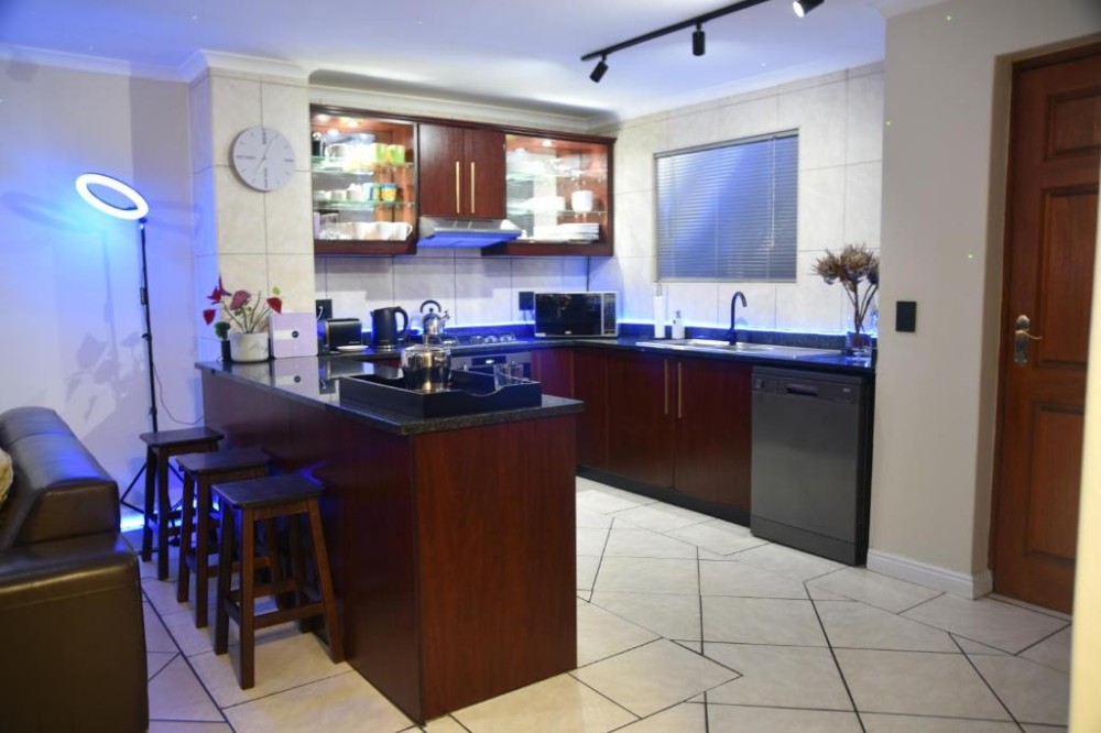 Vacation Hub International - VHI - Travel Club - The Perfect Cape Town Retreat