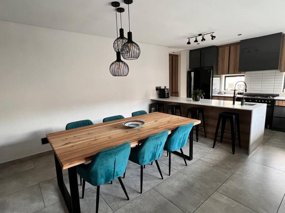 Vacation Hub International - VHI - Travel Club - Beautiful holiday home with pool and pizza oven