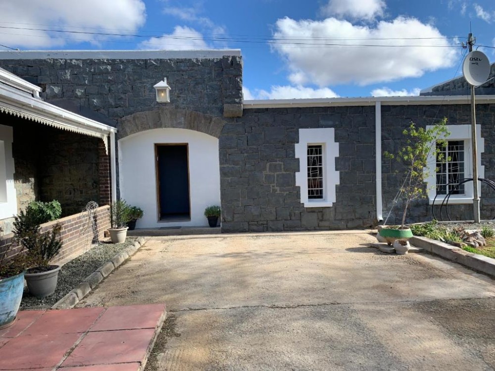 Vacation Hub International - VHI - Travel Club - Vyfster The Old Jail