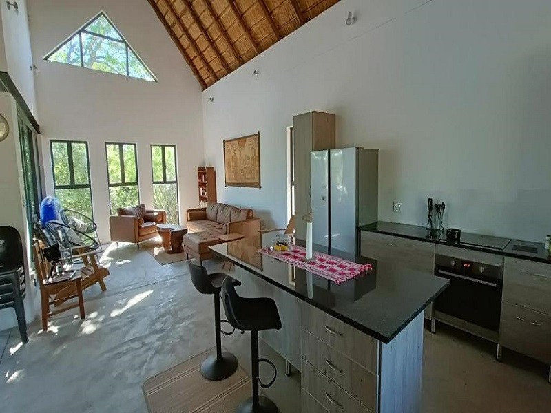 Vacation Hub International - VHI - Travel Club - Marloth Park, Kruger safari house - solar