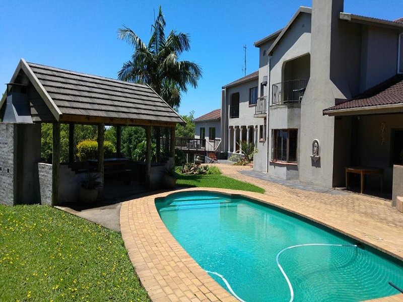 Vacation Hub International - VHI - Travel Club - Hilton View B&B