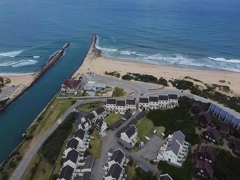 Vacation Hub International - VHI - Travel Club - Beachfront apartment in a secure complex