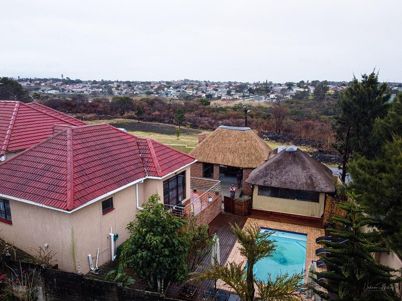 Vacation Hub International - VHI - Travel Club - Empolweni Lounge and Guest House