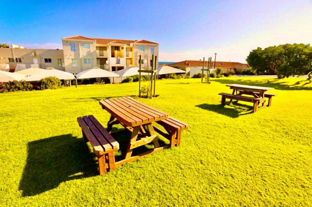 Vacation Hub International - VHI - Travel Club - Hermanus Beach Club Apt 186 & 208