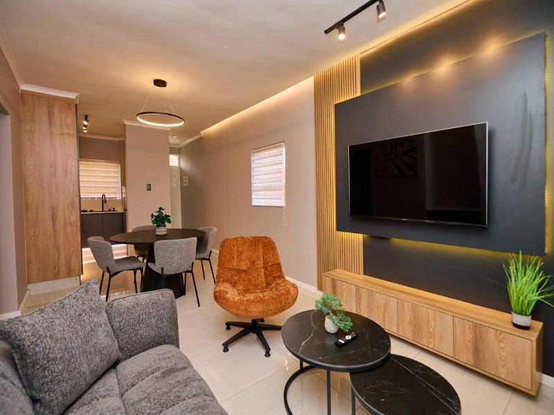 Vacation Hub International - VHI - Travel Club - The Oasis, Unit N110 @ Glen Park