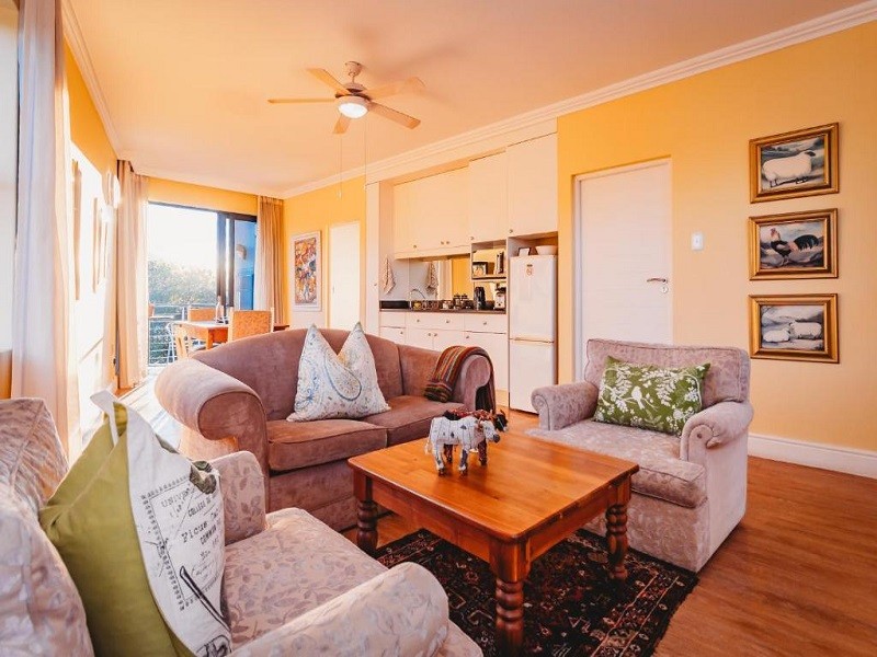 Vacation Hub International - VHI - Travel Club - 17onWellington Apartments