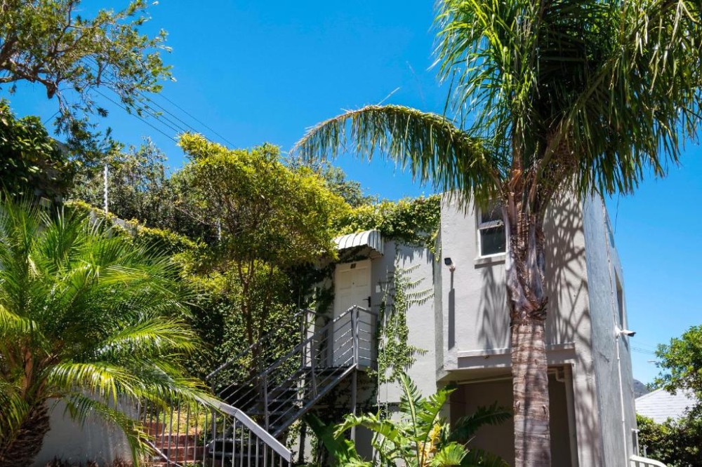 Vacation Hub International - VHI - Travel Club - 31 Ingleside, Camps Bay Apartment