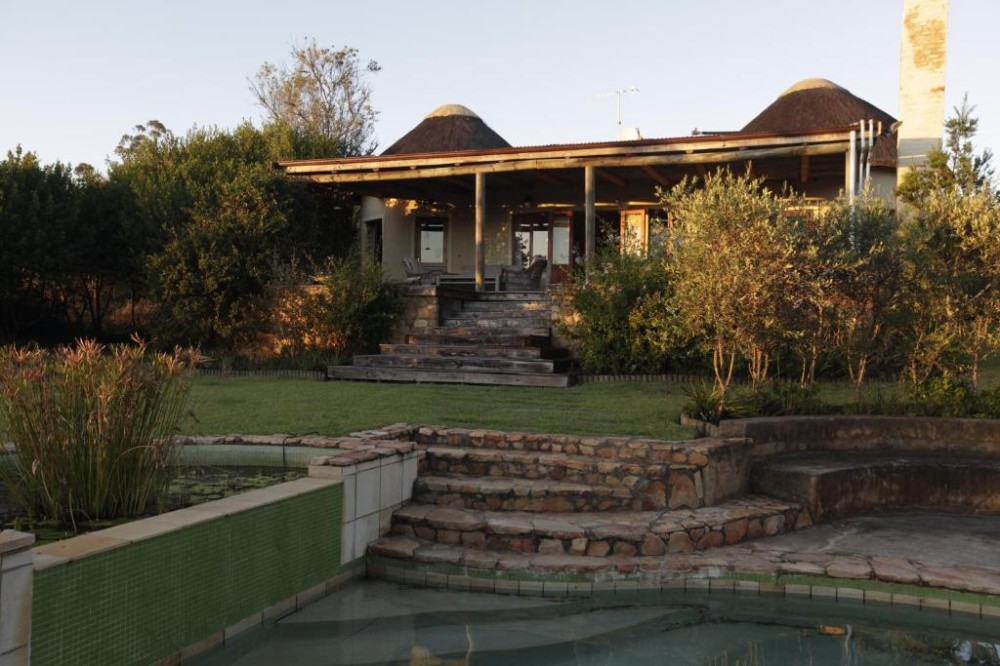 Vacation Hub International - VHI - Travel Club - Forest Hills