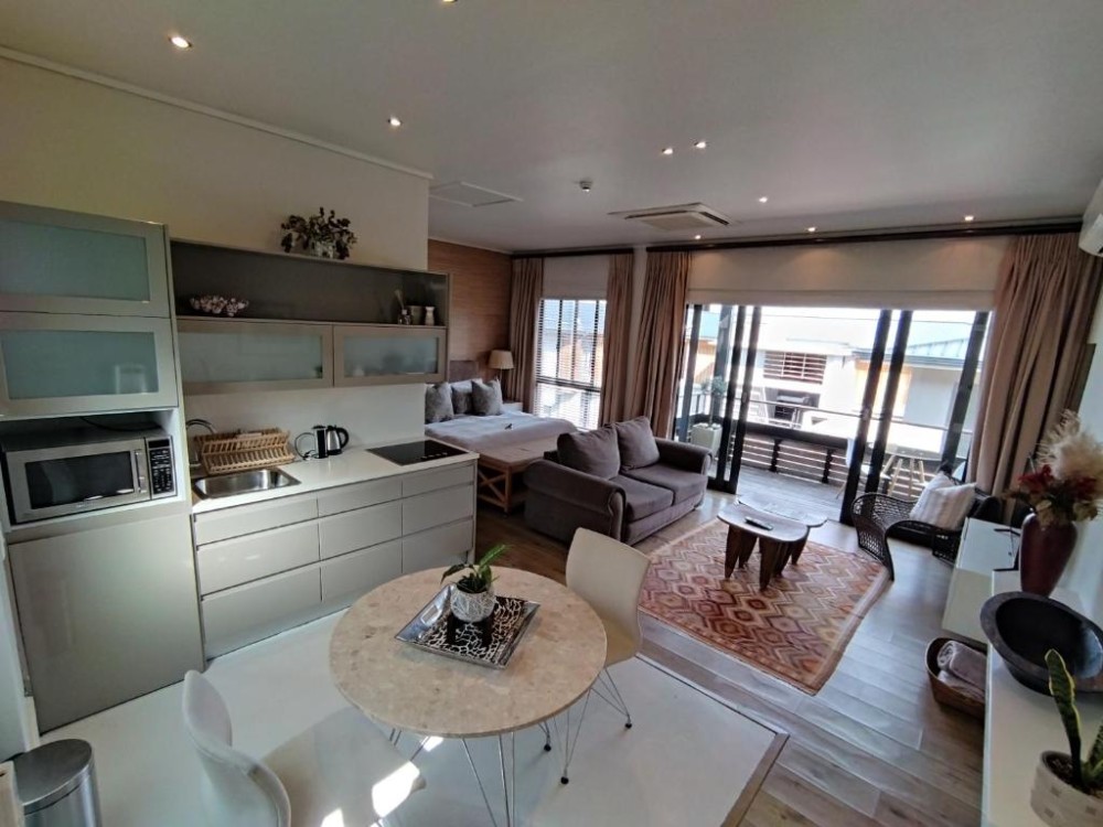 Vacation Hub International - VHI - Travel Club - 210 Gallery Luxury Studio Apartment