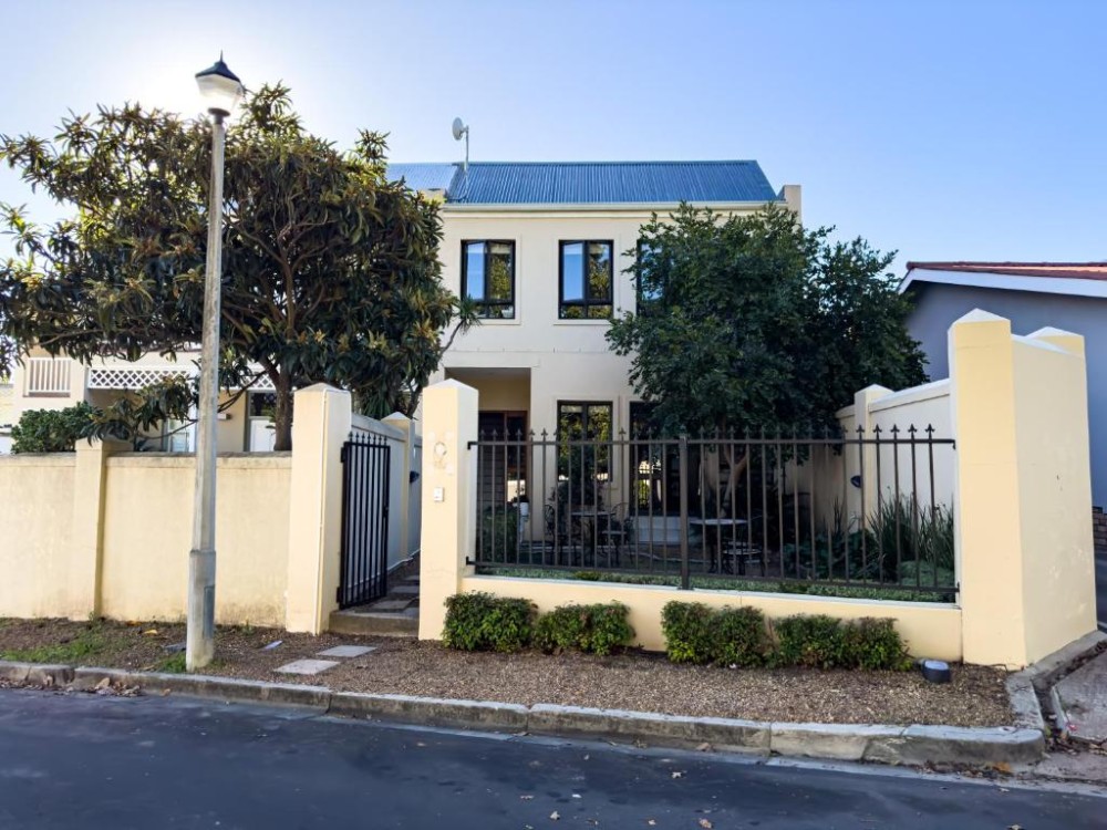 Vacation Hub International - VHI - Travel Club - DE WET 5 FRANSCHHOEK