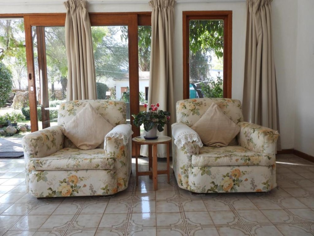 Vacation Hub International - VHI - Travel Club - Sandy's Place Graaff Reinet