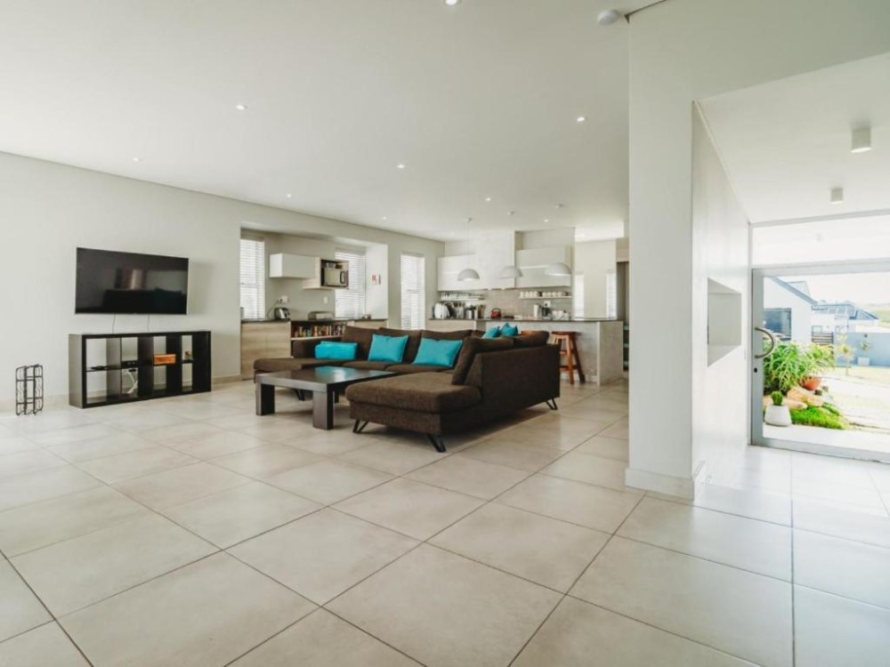 Vacation Hub International - VHI - Travel Club - Knights Retreat on Kingswood Golf Estate