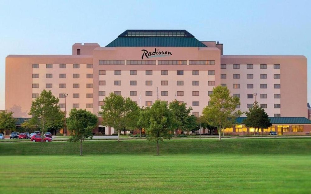 Vacation Hub International - VHI - Travel Club - Radisson Hotel Cedar Rapids