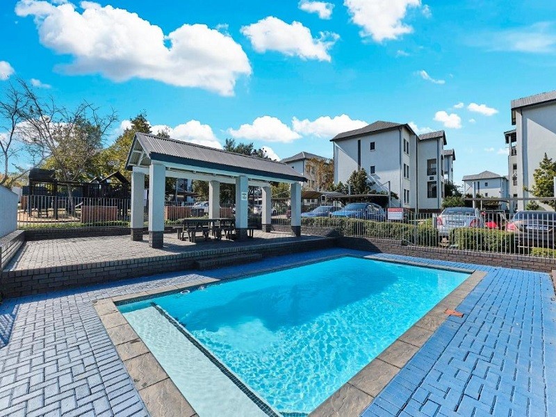 Vacation Hub International - VHI - Travel Club - Luxury & Secure apartment - Fourways