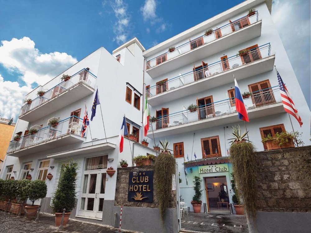 Vacation Hub International - VHI - Travel Club - Hotel Club - Sorrento