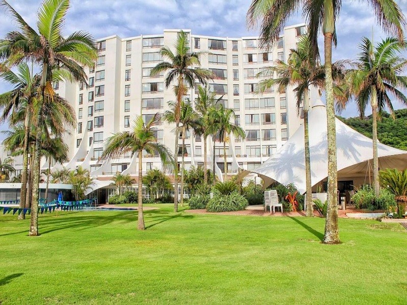 Vacation Hub International - VHI - Travel Club - Breakers 217 by Top Destinations Rentals