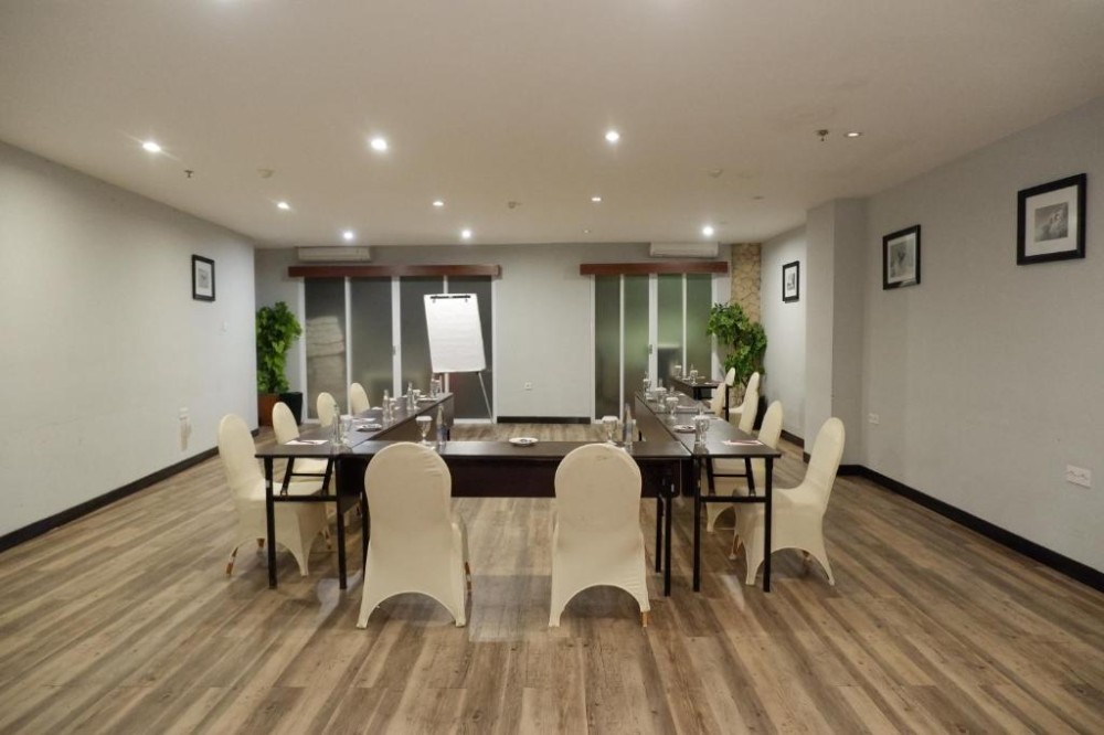 Vacation Hub International - VHI - Travel Club - Kutabex Beach Front Hotel