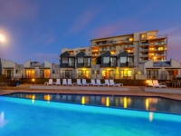  Vacation Hub International | Assured Ascot Quays Apartment Hotel Main