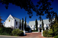  Vacation Hub International | Stellenbosch Lodge Main