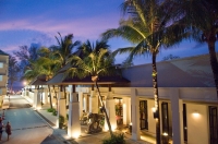  Vacation Hub International | Banthai Beach Resort & Spa Main