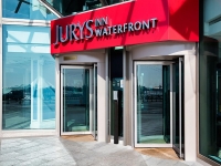  Vacation Hub International | Jurys Inn Brighton Waterfront Main