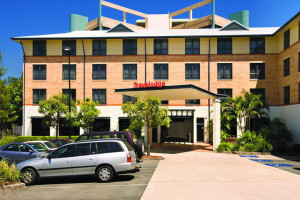  Vacation Hub International | Travelodge Hotel Garden City Brisbane Main