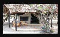  Vacation Hub International | Lua Cheia Castaway Beach Camp Main