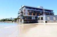  Vacation Hub International | Hoedjiesbaai Hotel Main